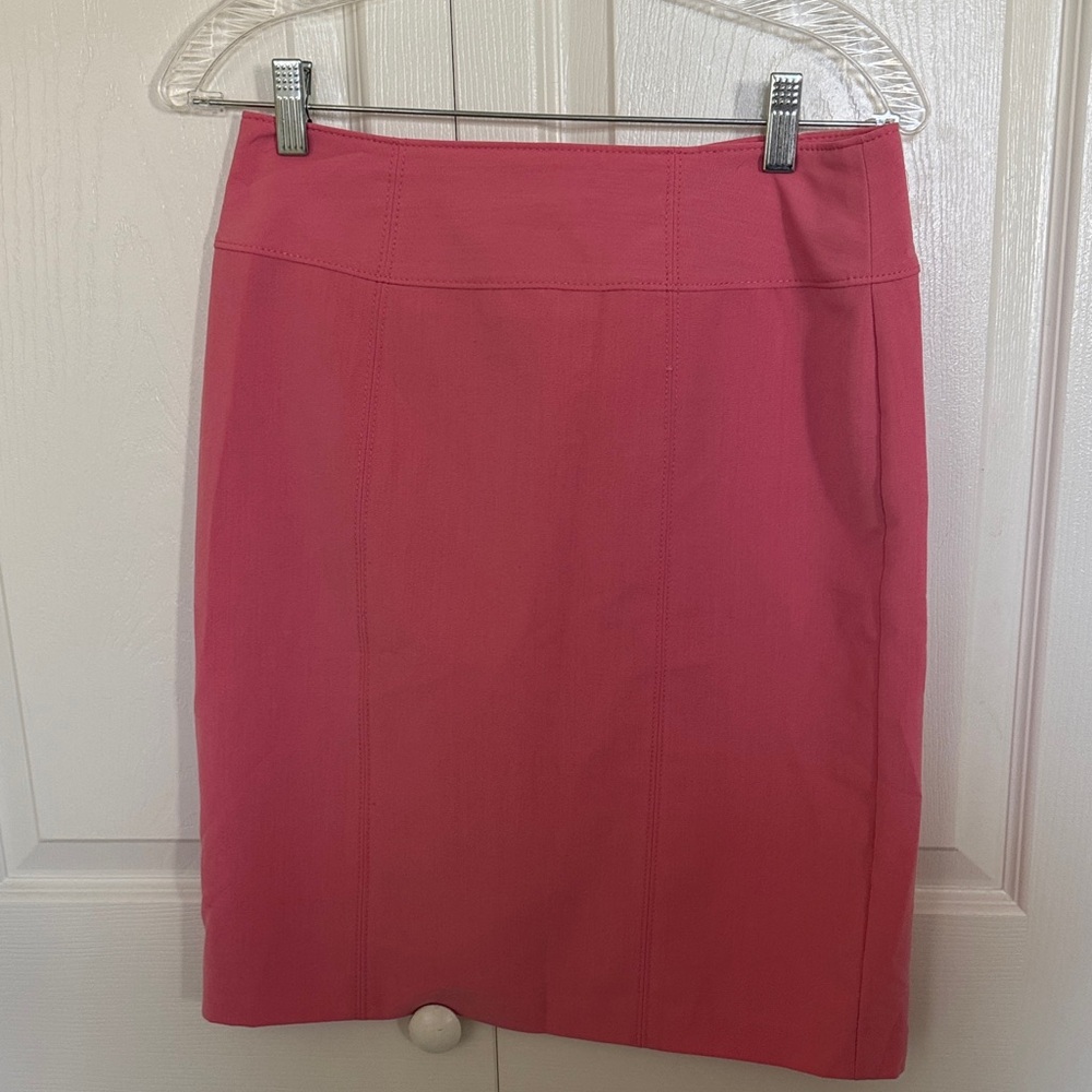 Worthington Vibrant Pink Pencil Skirt